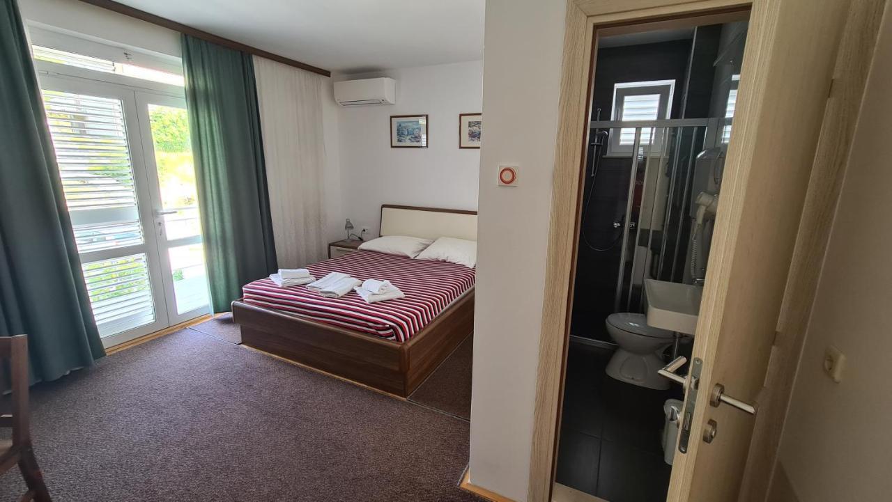 Studio Apartment Boksic Mlini Exterior photo